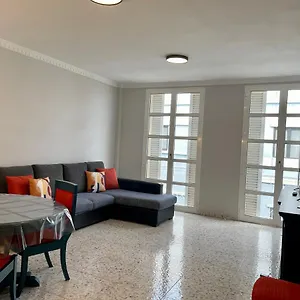  Apartamento Homeforguest Amplio Apartamento En Triana España